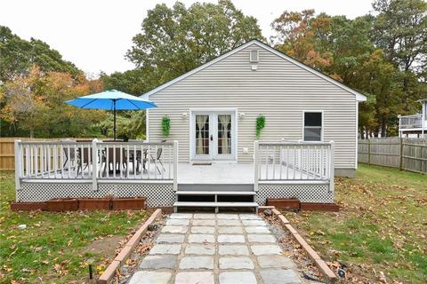 47 Lee Ave, Warwick, RI 02889 photo 4