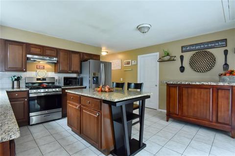 47 Lee Ave, Warwick, RI 02889 photo 9