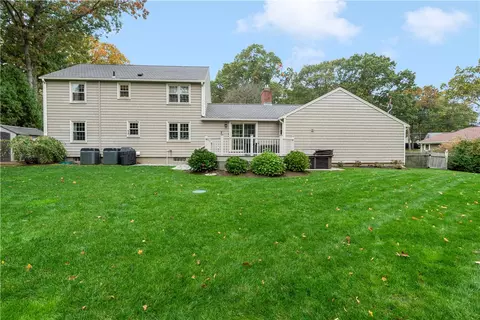 525 Red Chimney Dr, Warwick, RI 02886 photo 35