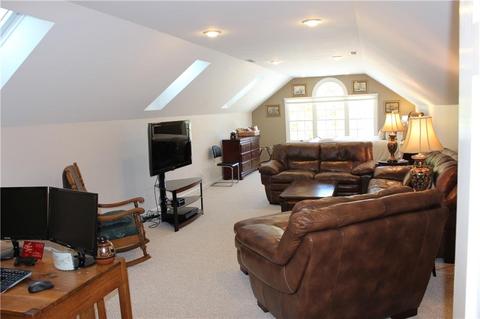 180 Shadow Brook Dr, Warwick, RI 02886 photo 19