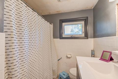 1747 Mendon Rd, Woonsocket, RI 02895 photo 20