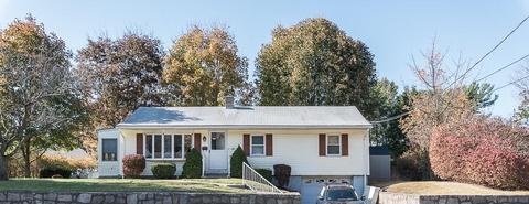 1747 Mendon Rd, Woonsocket, RI 02895 photo 2