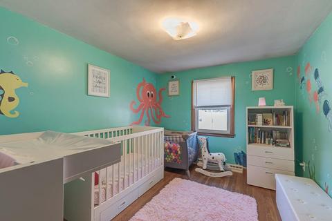 1747 Mendon Rd, Woonsocket, RI 02895 photo 18