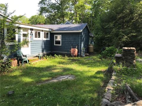 190 E Shore Dr, Exeter, RI 02822 photo 4