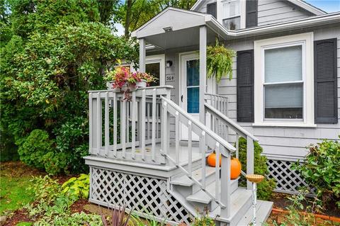 364 Point Ave, Warwick, RI 02889 photo 2