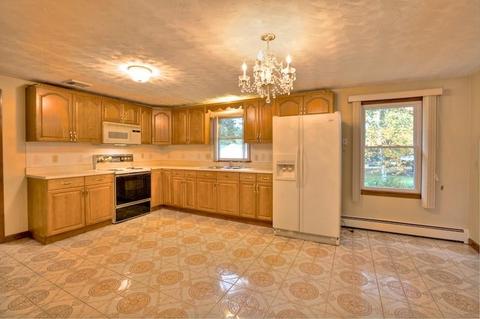 4 Pond View Dr, Coventry, RI 02816 photo 8