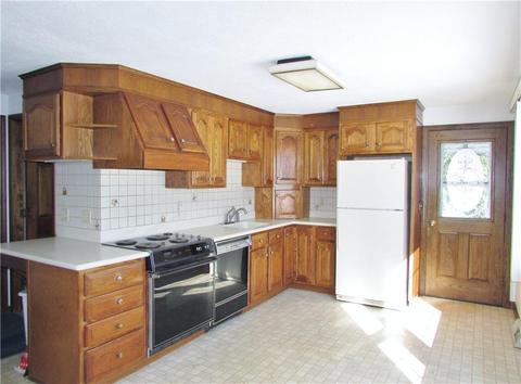 374 Grandview Ave, Woonsocket, RI 02895 photo 4