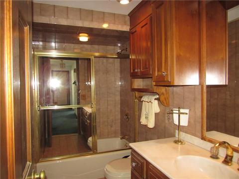 374 Grandview Ave, Woonsocket, RI 02895 photo 18