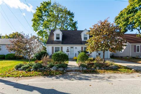20 Draper Ave, Warwick, RI 02889 photo 2