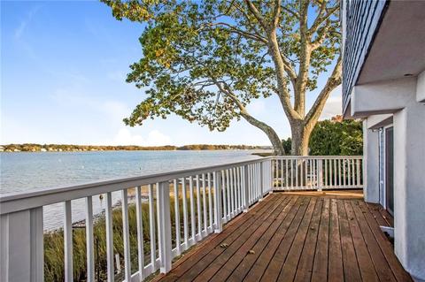 22 Everett Ave, Bristol, RI 02809 photo 8