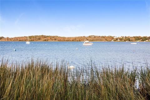 22 Everett Ave, Bristol, RI 02809 photo 5