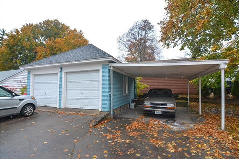 731 Grove St, Woonsocket, RI 02895 photo 6