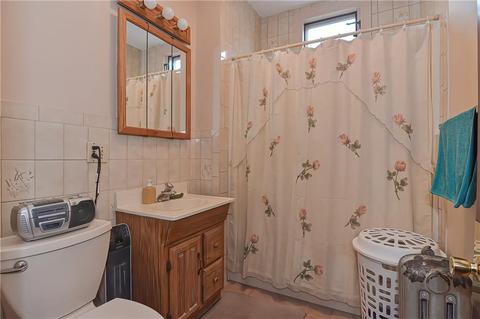 731 Grove St, Woonsocket, RI 02895 photo 27