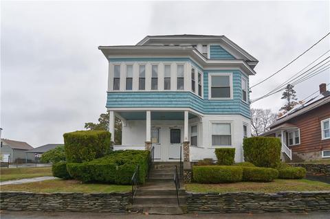 731 Grove St, Woonsocket, RI 02895 photo 2
