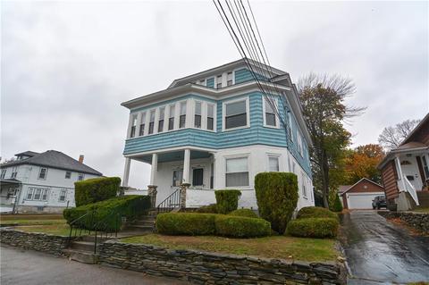 731 Grove St, Woonsocket, RI 02895 photo 3