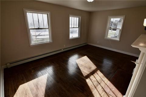 960 Diamond Hill Rd, Woonsocket, RI 02895 photo 1