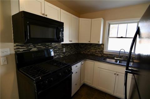 960 Diamond Hill Rd, Woonsocket, RI 02895 photo 6