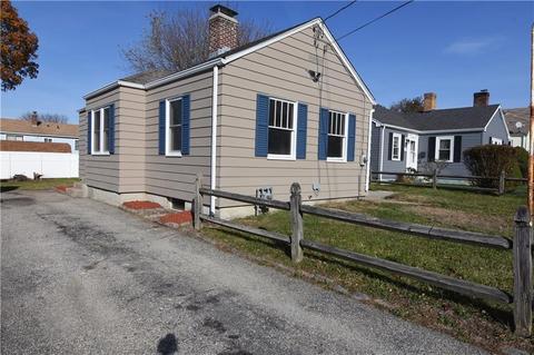 960 Diamond Hill Rd, Woonsocket, RI 02895 photo 3