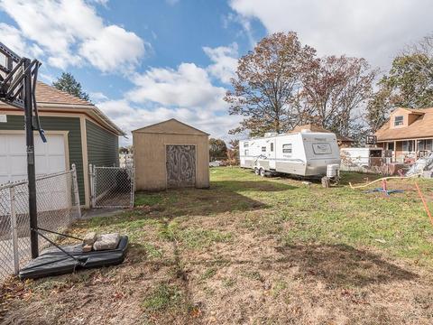 224 Estes St, Woonsocket, RI 02895 photo 45