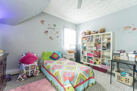 224 Estes St, Woonsocket, RI 02895 photo 42