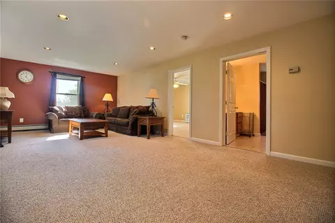 95 John St, Westerly, RI 02891 photo 17
