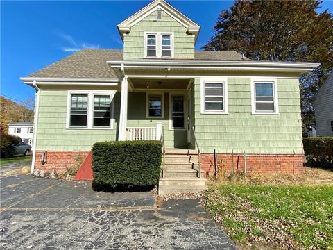 29 Cross St, Westerly, RI 02891 photo 4