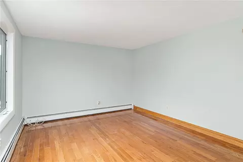 6 Grimshaw Pl, Warwick, RI 02889 photo 7