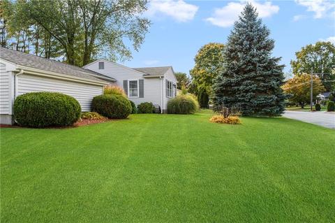 139 Grandview Ave, Woonsocket, RI 02895 photo 31