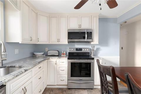 139 Grandview Ave, Woonsocket, RI 02895 photo 8