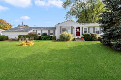 139 Grandview Ave, Woonsocket, RI 02895 photo 1