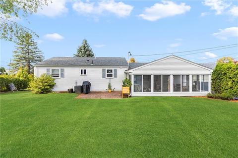 139 Grandview Ave, Woonsocket, RI 02895 photo 34