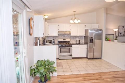 99 Haven St, Warwick, RI 02889 photo 14