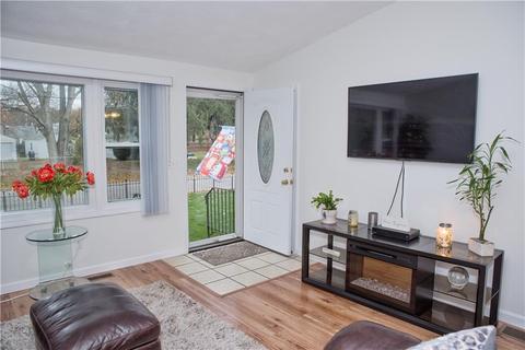 99 Haven St, Warwick, RI 02889 photo 9