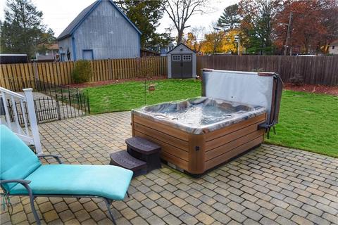 99 Haven St, Warwick, RI 02889 photo 5