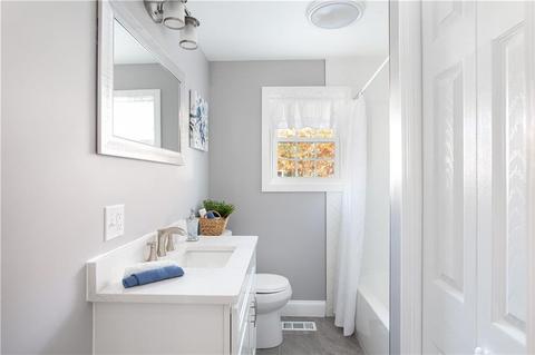 191 Oak Tree Ave, Warwick, RI 02886 photo 17