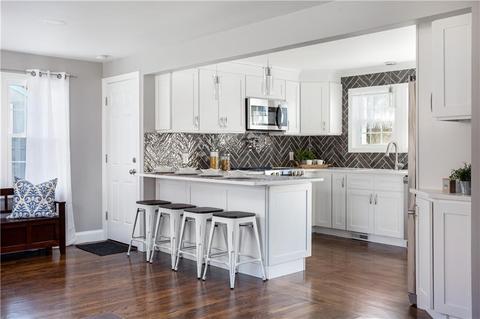 191 Oak Tree Ave, Warwick, RI 02886 photo 10