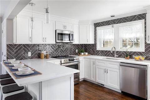 191 Oak Tree Ave, Warwick, RI 02886 photo 7