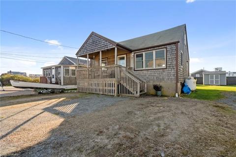 20 Champlin Ave, Narragansett, RI 02879 photo 9