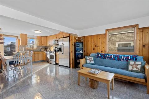 20 Champlin Ave, Narragansett, RI 02879 photo 11