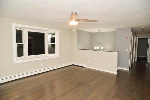 96 Ray Ave, Woonsocket, RI 02895 photo 23
