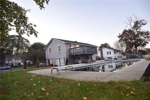 96 Ray Ave, Woonsocket, RI 02895 photo 11