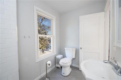 239 Bailey St, Woonsocket, RI 02895 photo 17
