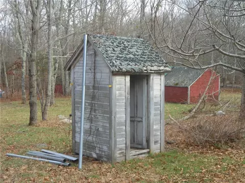89 E Killingly Rd, Foster, RI 02825 photo 36