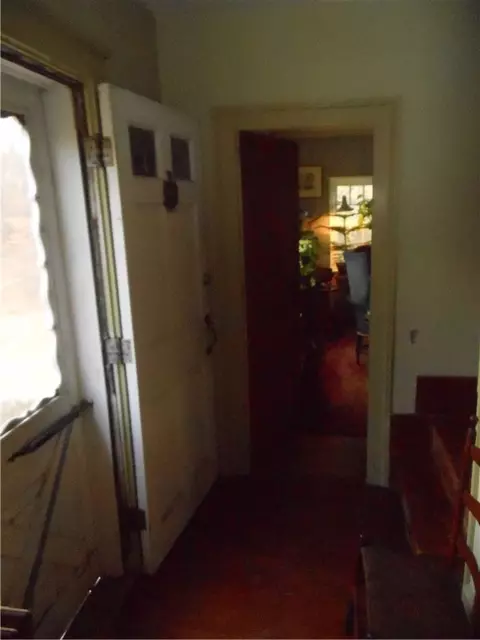 89 E Killingly Rd, Foster, RI 02825 photo 6