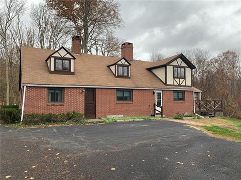 160 Chestnut Oak Rd, Glocester, RI 02814 photo 2