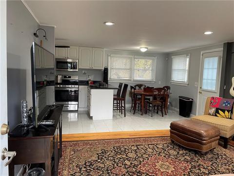 72 Wharf Rd, Warwick, RI 02889 photo 5