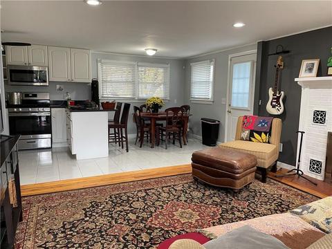 72 Wharf Rd, Warwick, RI 02889 photo 8