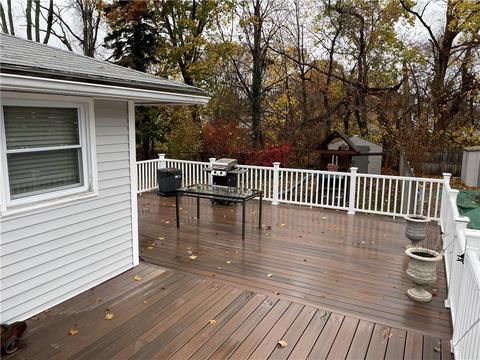 72 Wharf Rd, Warwick, RI 02889 photo 3