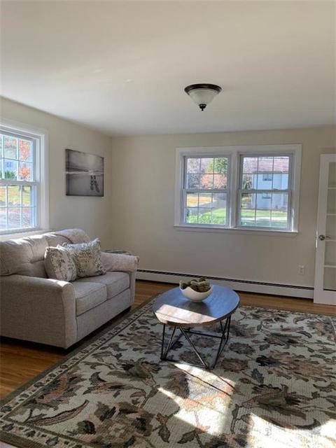 700 Commonwealth Ave, Warwick, RI 02886 photo 14