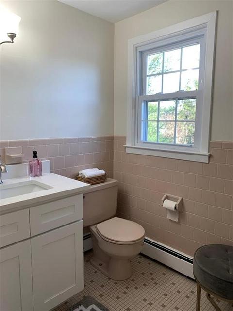 700 Commonwealth Ave, Warwick, RI 02886 photo 20